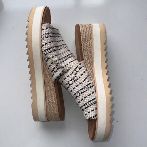 Toms Womens Wedge Sandals Espadrille W10 Striped Pattern Ivory & Black Slip-On - Picture 2 of 10